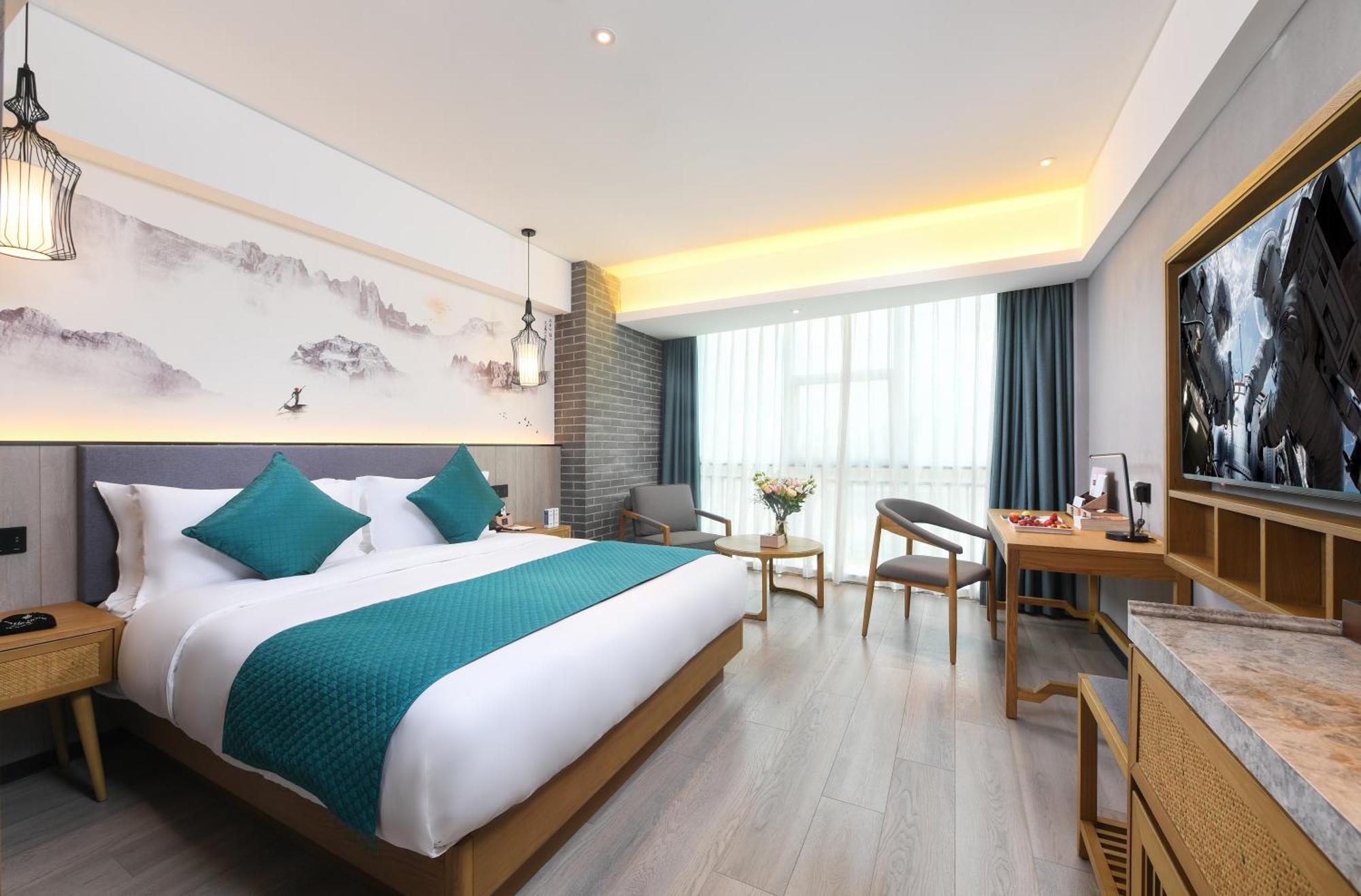 Mehood Lestie International Hotel Nancun Wanbo Metro Station Branch - Free Shuttle Bus To Canton Fair Complex During Canton Fair Period & Free Breakfast & Free Afternoon Tea & Free Midnight Snack & Free Vpn Internet Access Екстериор снимка
